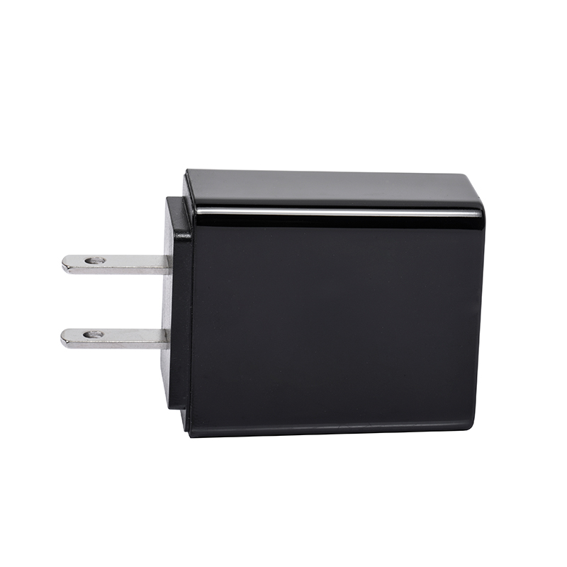 QC3.0快充充電器（美規黑色）