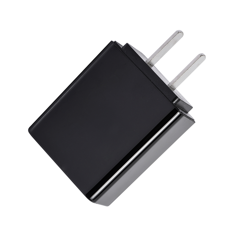 QC3.0快充充電器（中規(guī)黑色）