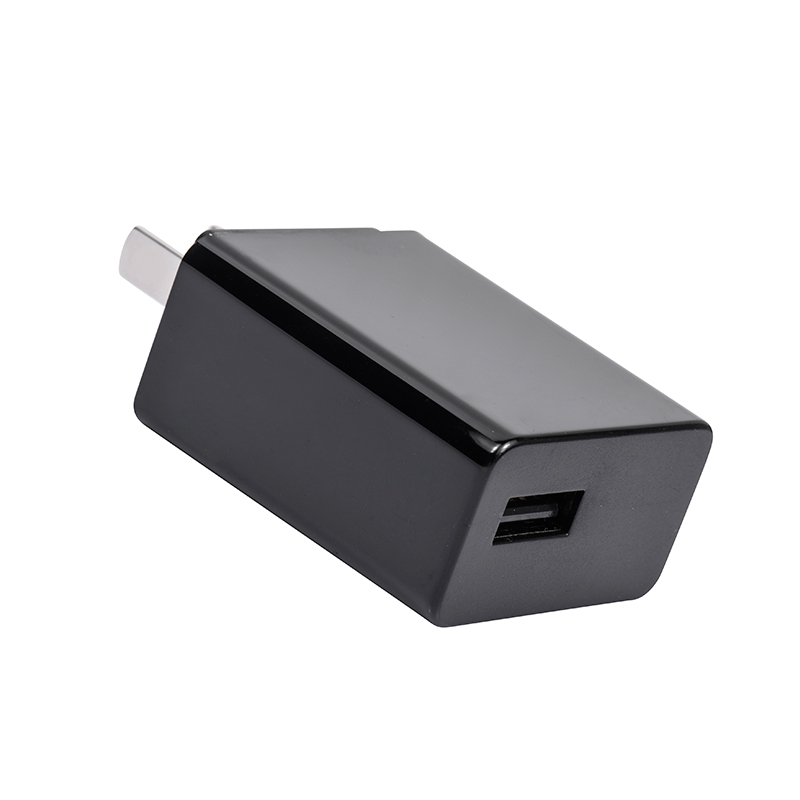 QC3.0快充充電器（中規(guī)黑色）