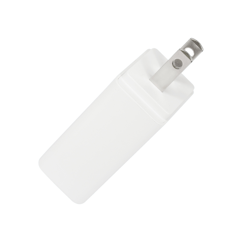QC3.0快充充電器（美規白色）