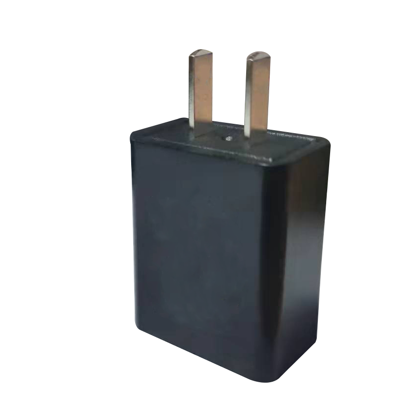 5W 5V/1A中規USB充電器